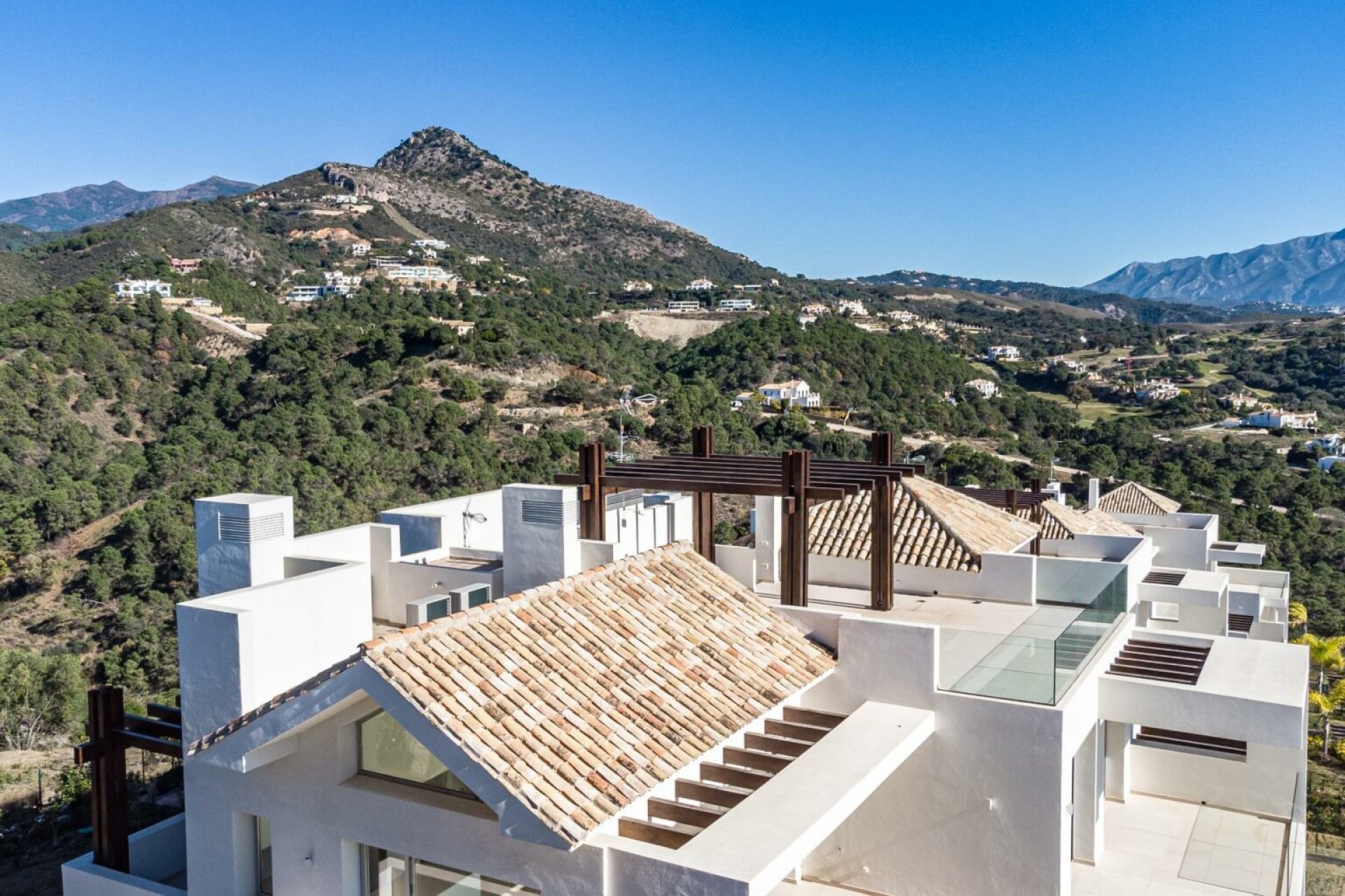 New Build - apartment - Benahavís