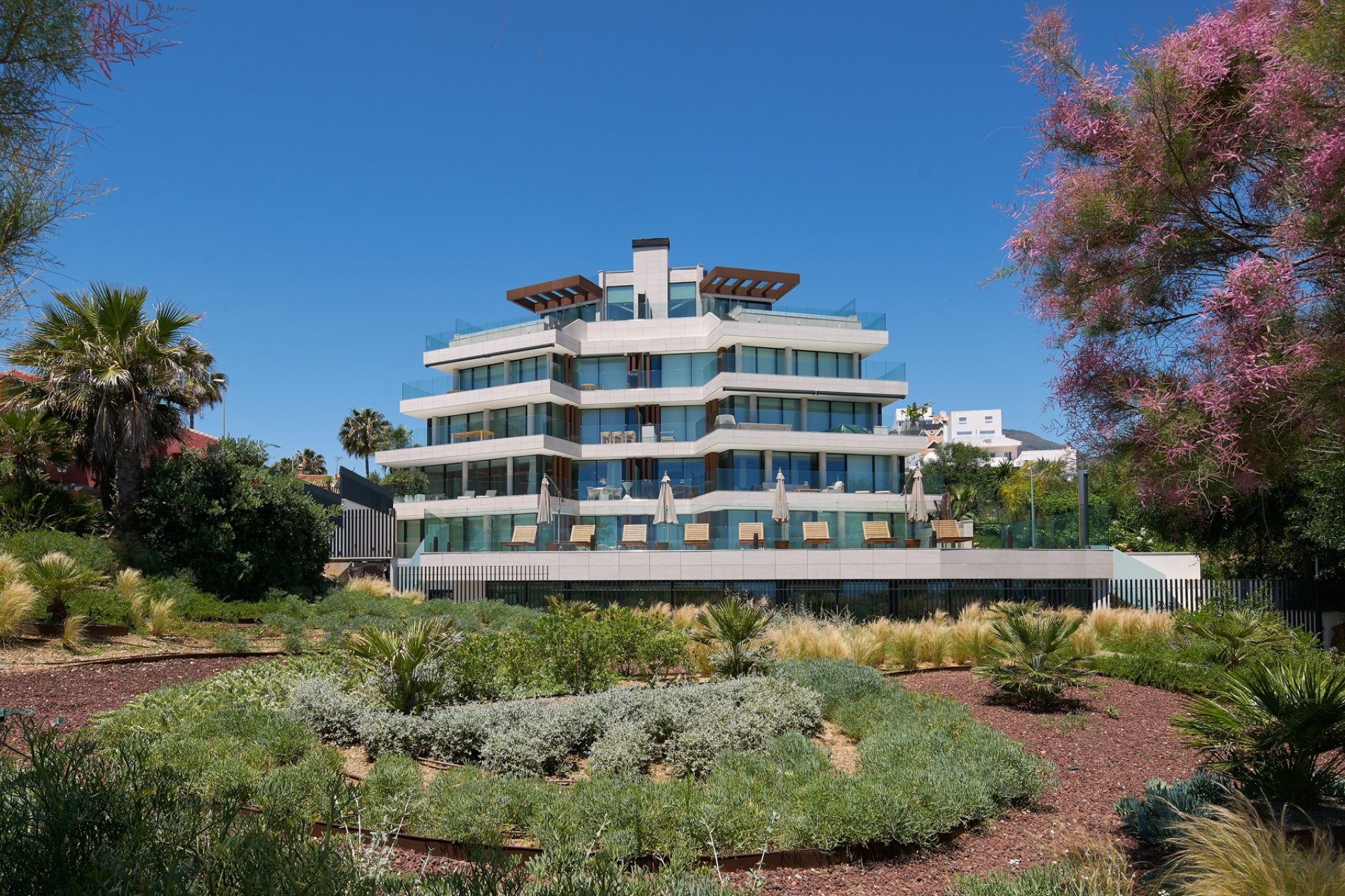 New Build - apartment - Estepona