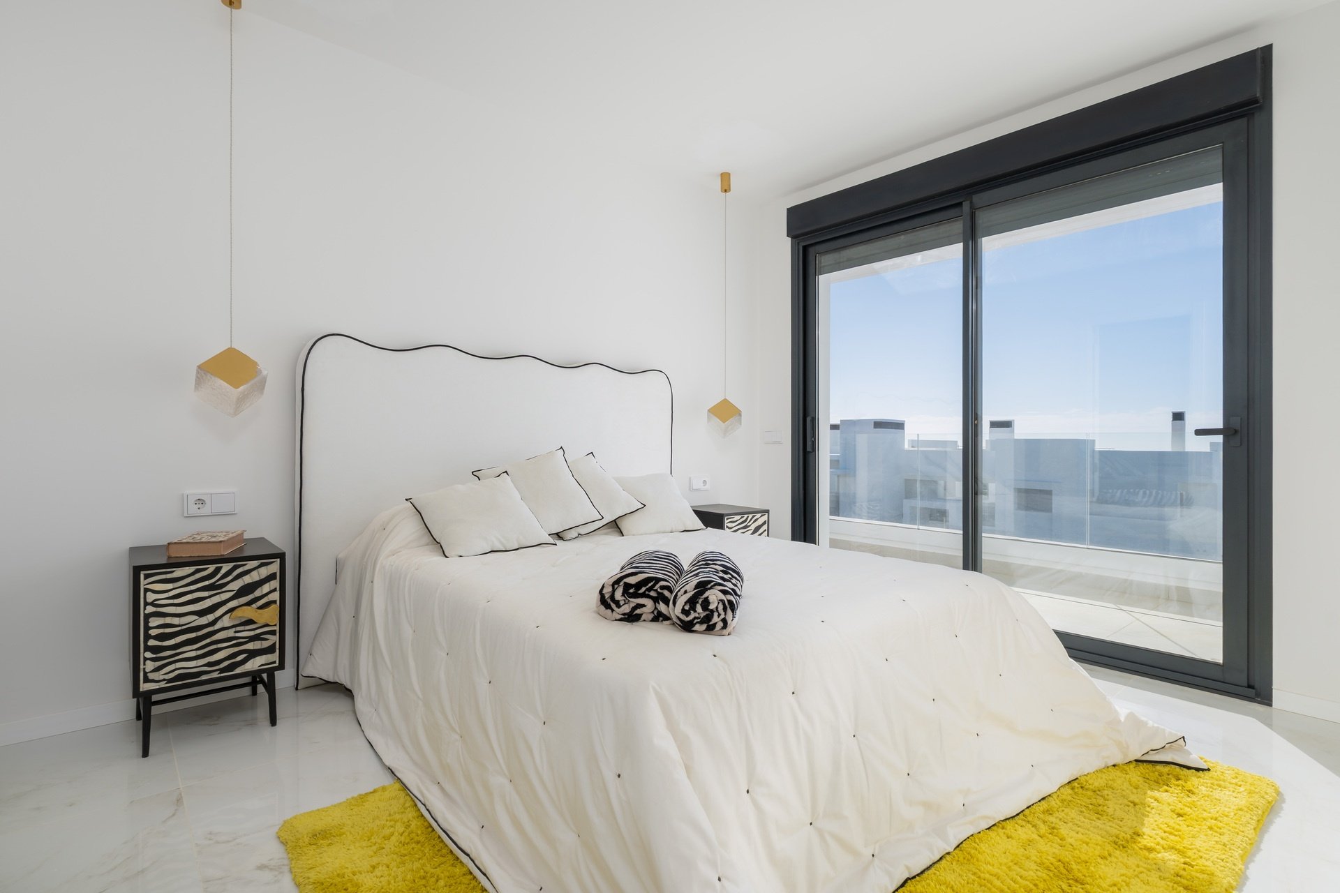 New Build - apartment - Estepona