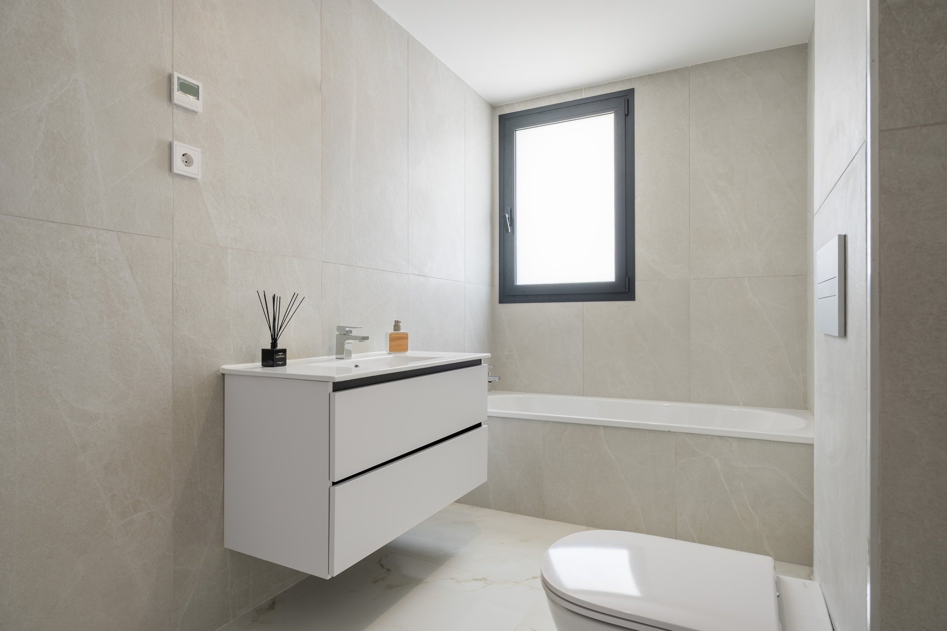 New Build - apartment - Estepona