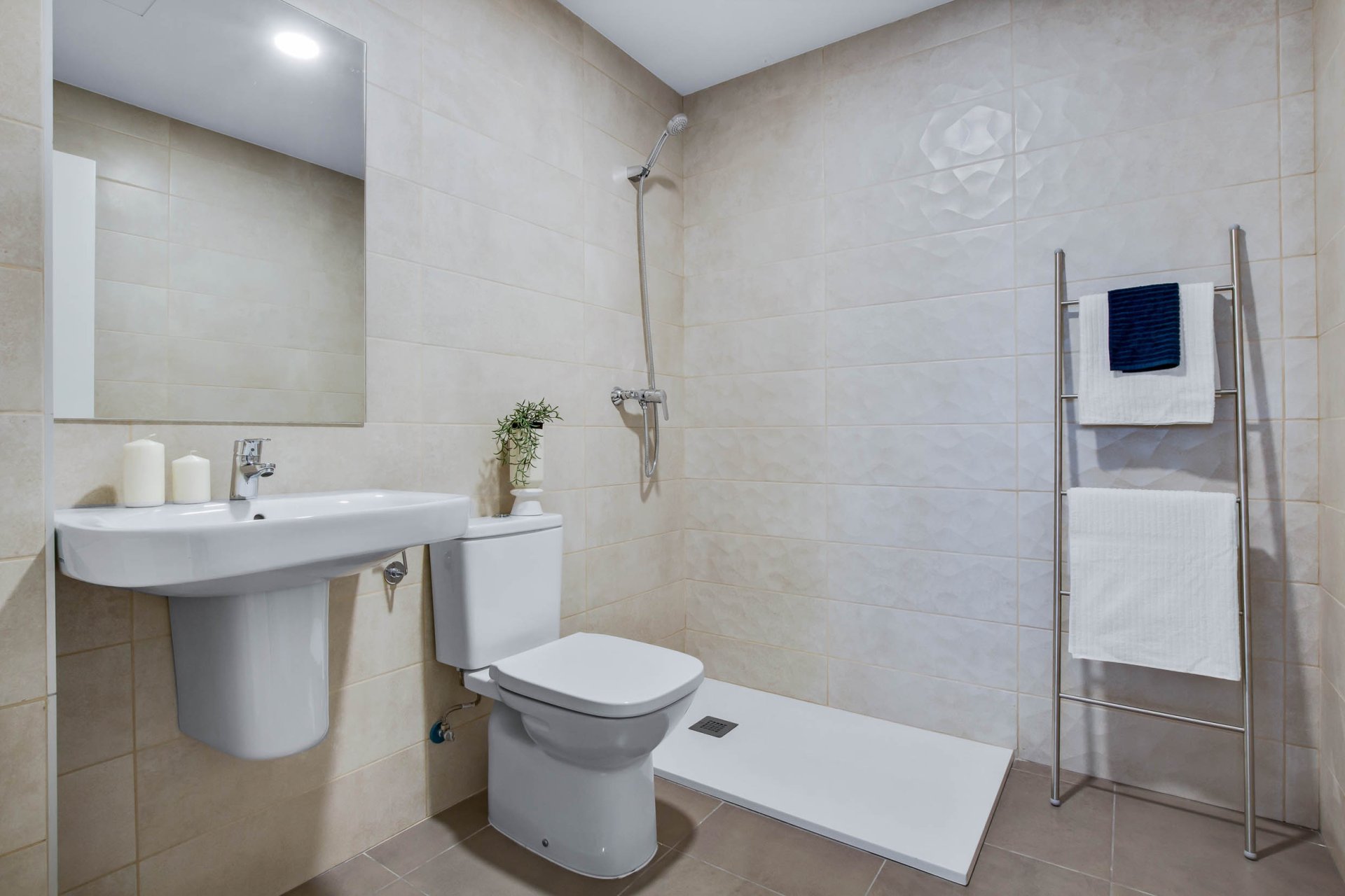 New Build - ground-floor - Las Lagunas de Mijas